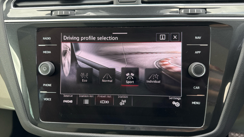 Volkswagen Tiguan 1.5 TSI 150 Elegance 5dr DSG Petrol Estate